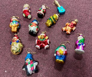 25. Vintage Lot Of Christmas Ornaments (12)