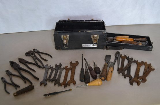 Vintage Case Filled With Vintage Hand Tools