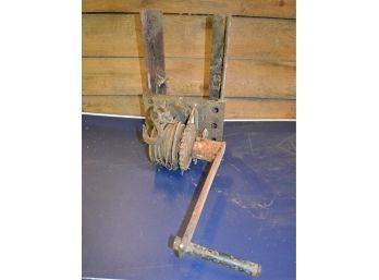 Handy Vintage Manual Winch