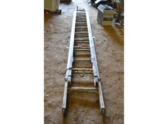 Vintage Linesman Wood 20ft. Extension Ladder