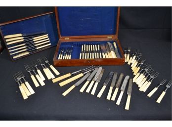 Vintage Flatware Set