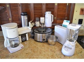 10 Assorted Small Kitchen Appliances