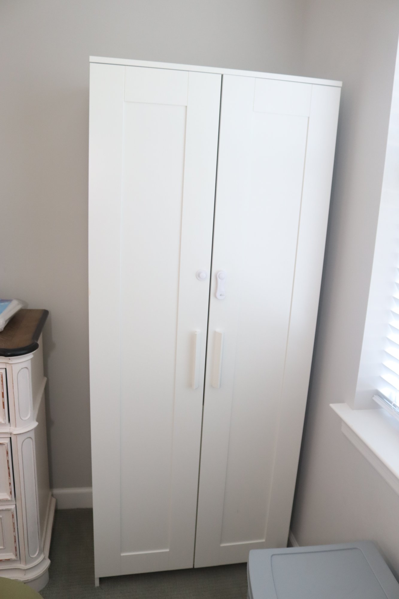 White Ikea Brimnes Clothing Wardrobe Cabinet #35804 | Auctionninja.com