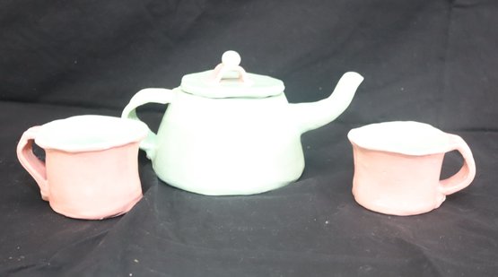 Clay Teapot And 2 Mugs (B-39)