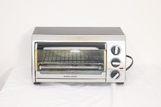 Black & Decker Toaster Oven (A-42)