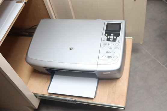 HP Printer Photosmart 2575 All In One Printer- Scanner- Copier