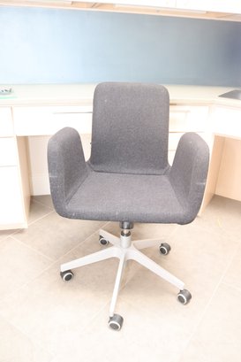 Ikea Desk Chair (L-79)