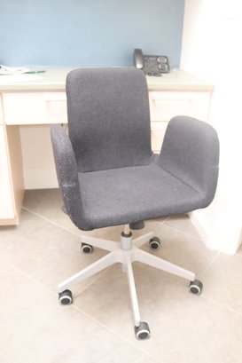 Ikea Desk Chair (L-80)
