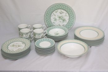 Fitz And Floyd Classic Choices Monterey Collage China Set