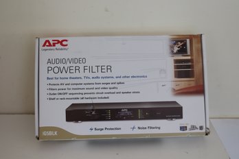 APC Audio/video Power Filter Model: G5BLK (E-51)