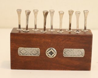 Bar Cocktail Toothpicks Golf Tees In Wooden Holder (E-62)