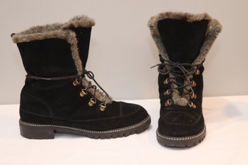 Stuart Weitzman Furry Lace Up Winter Boots Size 7 1/2 (J-70)