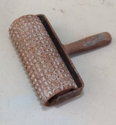 VINTAGE CEMENT CONCRETE INDENTATION ROLLER