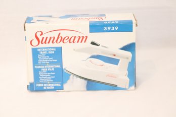 Sunbeam 3939 International Travel Iron (B-3)