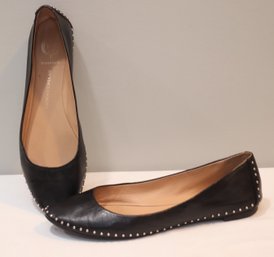 Vince Camuto Black Leather Studed Flats Size 7 1/2m (J-80)