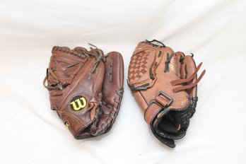 Mizuno & Wilson Right Handed Baseball Gloves