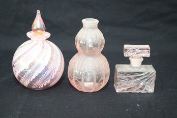 Vintage Vanity Perfume Bottles (B-17)