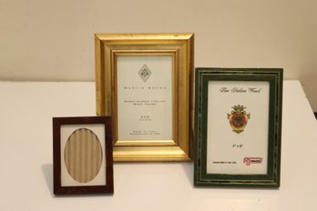Picture Frames (O-17)