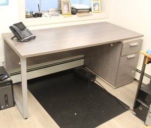 2 Drawer Desk (T-18)