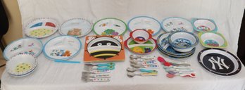 Childrens Plates And Silverware (M-54)