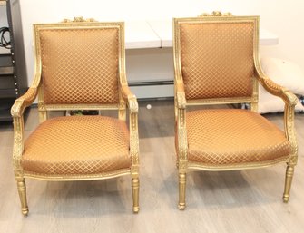 PAIR OF UPHOLSTERED WOOD FRAMED ARMCHAIRS (T-44)