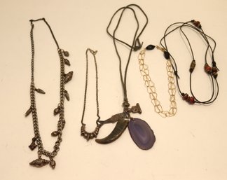 Vintage Necklace Lot (T-11)