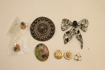 Vintage Pin Brooch Lot