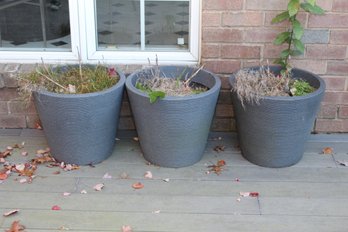 3 Modern Plastic Flower Pots (T-63)