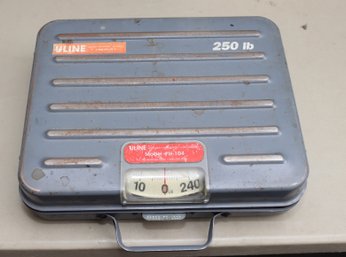 ULINE 250 Lbs. Shipping Scale