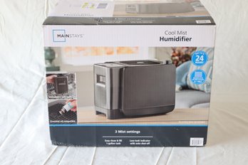 NEW IN BOX Mainstays Cool Mist Humidifier. (E-10)