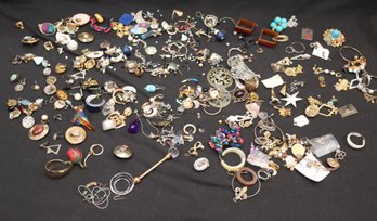 Nice Assortment Of Earrings Singles Clip-on, Screw Back, Pierced And More! (J-61)