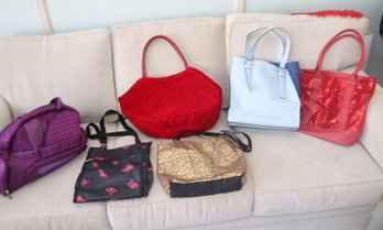 Assorted Handbags (C-16)