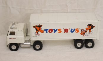 Toys 'R' Us 18 Wheeler Truck (R-14)