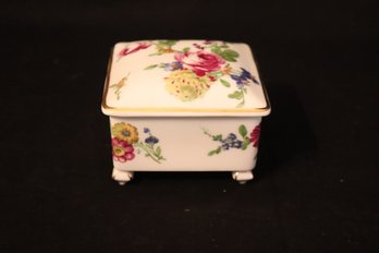 Vintage Limoges Porcelain Trinket Box Made In France (M-53)