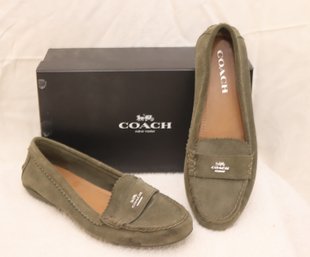 New In Box COACH Odette Moccasin Loafer  In Surplus Green Suede Sz. 7m (R-31)