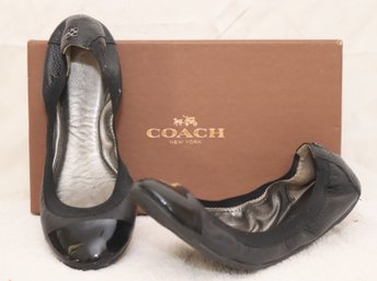 New In Box Coach Black Leather Ballet Flats Sz. 7m. (R-35)