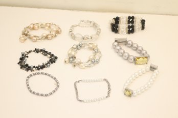 Assorted Beaded Bracelet Lot (J-6)