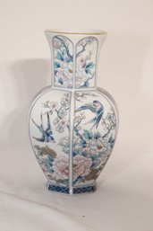 Vintage Asian Porcelain Vase (B-10)
