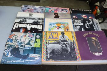 Vintage Vinyl Record Lot The Band, Cat Stevens, Chicago, Gloria Gaynor, Paul & Linda McCartney  (DM-3)