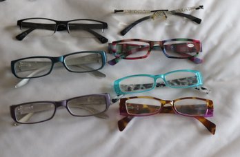 WOMANS READING GLASSES 1.50 & 2.00 (R-79)