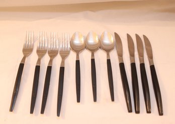 Vintage MCM-Style Black-Plastic-Handle Flatware Knives Forks Spoons (A-1)