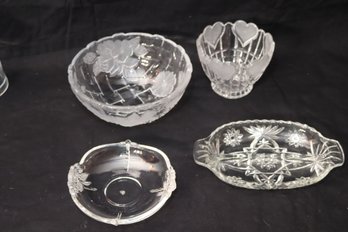 Assorted Vintage Glass Pieces (V-74)