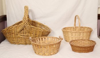 Vintage Baskets (F-113