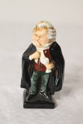 Royal Doulton Dickens Series Buzfuz Porcelain Figurine Made In England 4.25 (A-59)