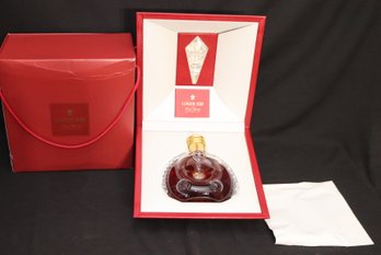 REMY MARTIN LOUIS XIII COGNAC BACCARAT CRYSTAL DECANTER. (B-70)