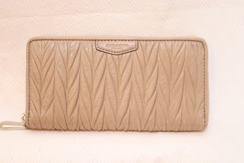 NEW WITH TAGS Coach Gathered Leather Accordion Zip Wallet F51236 Putty