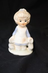 Vintage Girl Figurine (H-36)