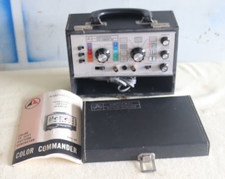Amphenol Color Commander Model 865 Color TV Test Pattern Generator W/  Manual (S-65)