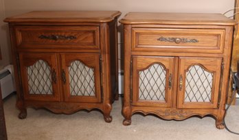 Pair Of Vintage Hickory Manufacturing Co. Nightstands (K-11)