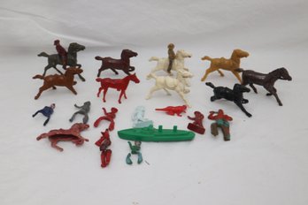 Vintage Toys Cowboy Indians Horses (D-20)
